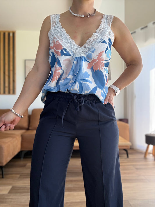Top | Lucie